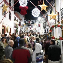 CENTRO HISTÓRICO DA VILA RECEBE O TRADICIONAL DIA DAS MONTRAS CENTRO HISTÓRICO DA VILA RECEBE O TRADICIONAL DIA DAS MONTRAS