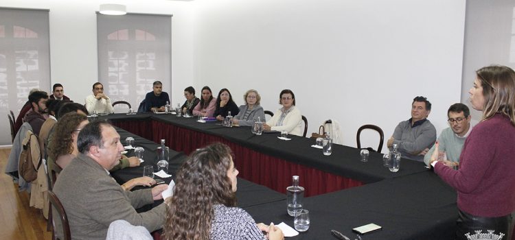 AÇÃO DE FORMAÇÃO FREGUESIAS 2025 AÇÃO DE FORMAÇÃO FREGUESIAS 2025