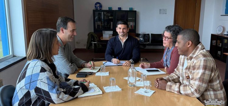 MUNICÍPIO REFORÇA COOPERAÇÃO COM AS ESCOLAS DO CONCELHO MUNICÍPIO REFORÇA COOPERAÇÃO COM AS ESCOLAS DO CONCELHO