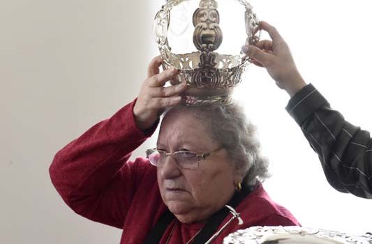 CATARINA CABECEIRAS ASSINALA FESTA DO ESPÍRITO SANTO JUNTO DOS MAIS IDOSOS DA CRJIS