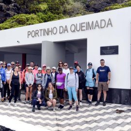 CAMINHADA À BEIRA MAR LIGOU PORTINHO DA QUEIMADA AO PORTINHO DOS TERREIROS