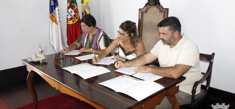 ASSINATURA DE NOVOS CONTRATOS DE LOTES DO PARQUE INDUSTRIAL DAS LEVADAS  